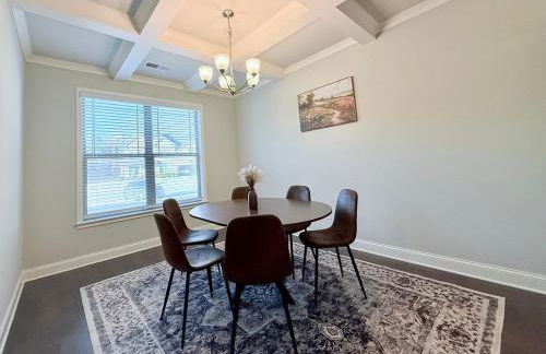 Luxury 5 Bedroom 4 bath open kitchen living room - Foto 29