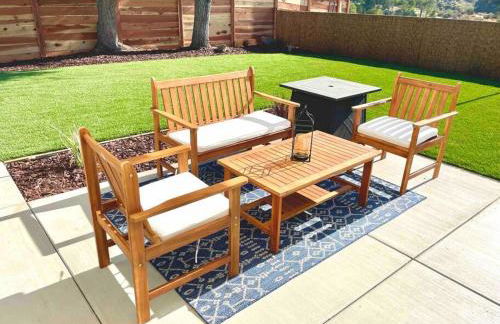 Modern Home with View and Large Private backyard - Foto 24