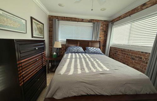 2 bedroom private apt & laundry - Foto 27