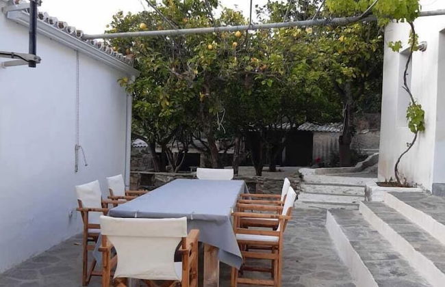 Diamoni Afroditi - Photo 1