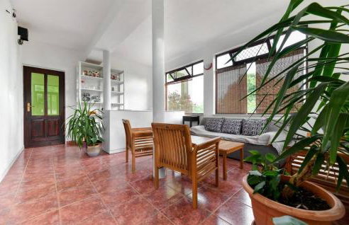 Six-Bedroom Holiday Home In Sv Filip I Jakov - Foto 4
