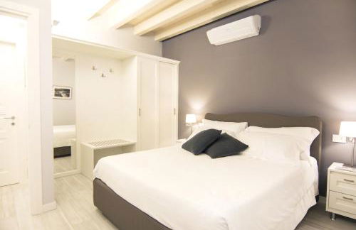 LA QUADRA SUITES - Central Apartments in Iseo with daily housekeeping - Foto 3