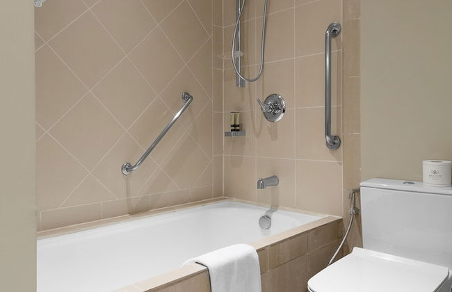 Ascott Makati - Photo 54