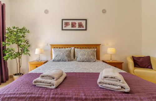 James's Quinta das Palmeiras, spacious 2 bedroom apartment in luxury complex, walking distance to town and beach - Foto 35