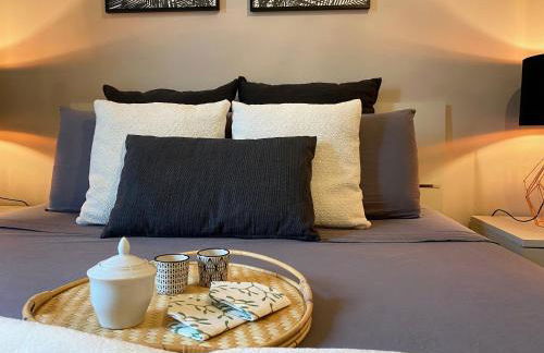 Urban Jungle apt - Self Check-in, Metro, Train - Foto 23