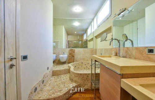 Villa Donna Franca - Photo 17