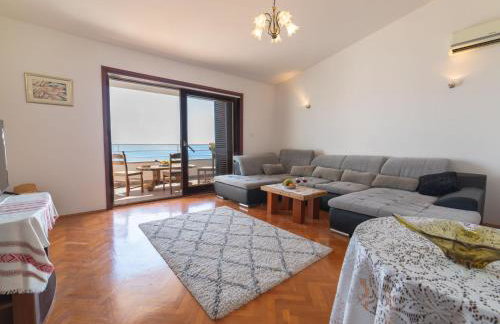Apartments Sunrise Duilovo -Superior Three Bedroom Apartment with Sea View Terrace - Foto 6