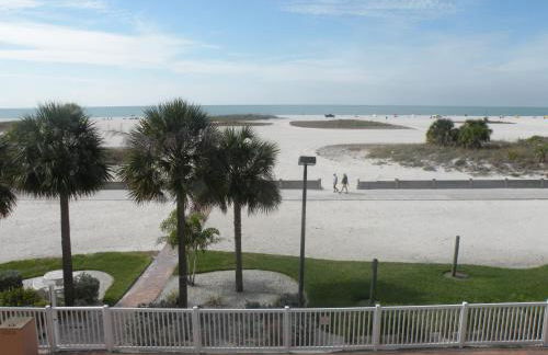 Surf Beach Treasure Island Resort - Photo 8