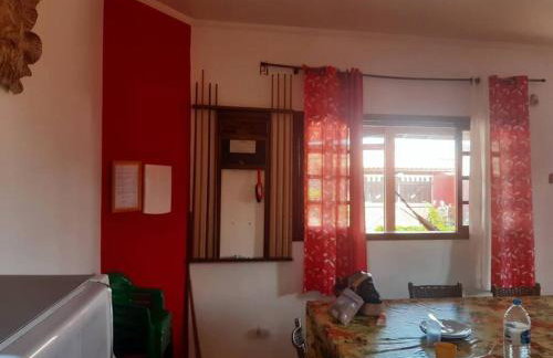 Sinuca, churrasqueira e fogueira a 300 metros do mar - Foto 31