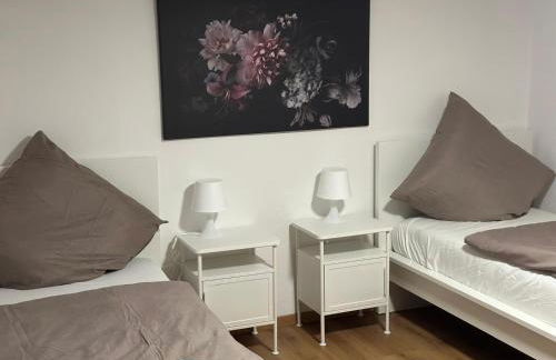 Casaba Suite 2-150qm-4 Rooms-Free Private Parking-House with garden - Foto 6