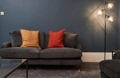 Large 4 bedroom flat close to city, street parking - Foto 19