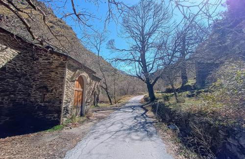 Sierra y Silencio Nómada, WIFI, Trastero y Garaje - Photo 23