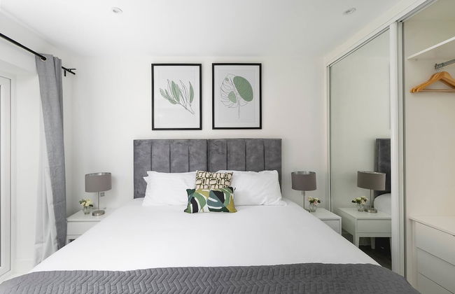 Skyvillion -vineyard Court- Enfield 1-bed Wgarden - Photo 4