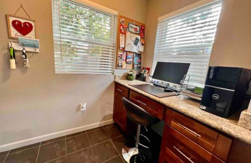 3 Bedrooms with Free gated parking,5-10Mins From ALL - Photo 15