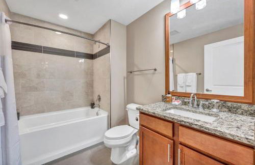 LAKE VIEWS | Paid Parking | Downtown | Gym - Foto 32