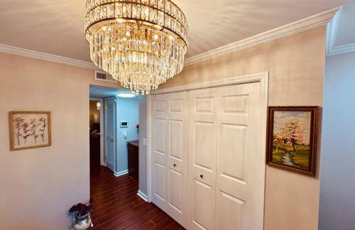 Gorgeous Condo across from Vet School - Foto 12