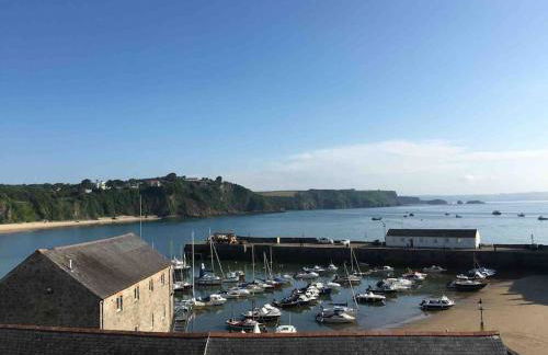 Tenby Heights, 5 en-suites, Parking & Garden - Photo 26