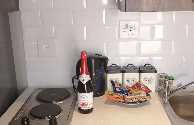 Room in B&B - Immaculate and Beautiful Chalet - Fully Equipped - Photo 9