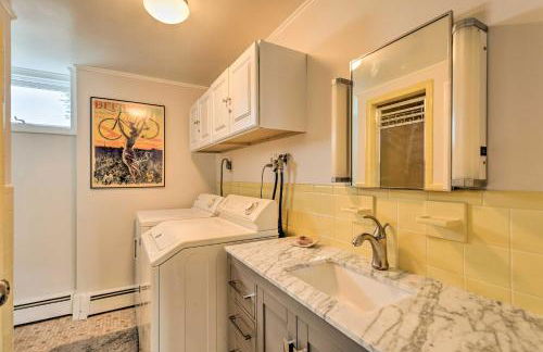 Rhode Island Oceanview Retreat Walk to Shore! - Foto 24