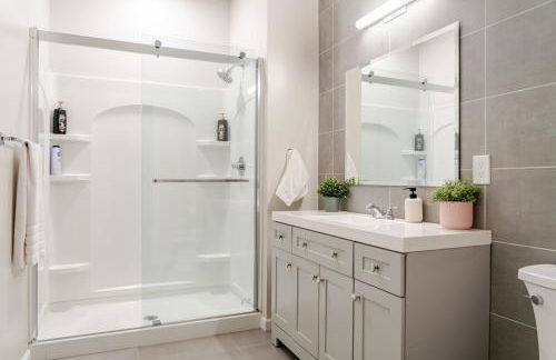 Central 2BR Near Yale WiFi with Washer and Dryer - Foto 40