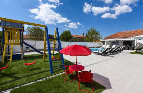 Villa Mare - with HEATED POOL - Foto 13
