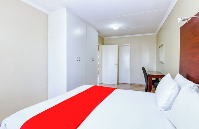 BM Gardens Apartment Hotel - Photo 8