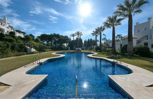 Luxurious 3-Bedroom Penthouse in Los Monteros Marbella - Foto 45