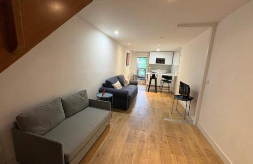 Paris Eiffel Tower et Disney apartments, parkings gratuits et sécurisés, 10 minutes métro to Paris - Foto 44