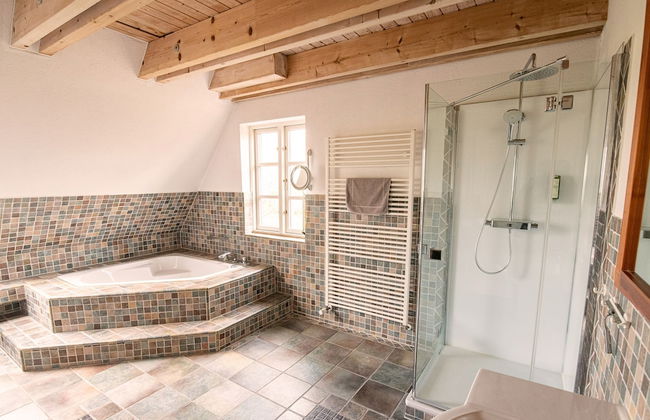 Der Besitz 7 - Photo 14