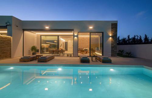 Anantia Villa 1 - Scenic View, 50 m2 infinity pool - Photo 35