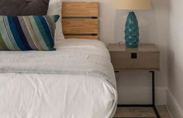 Deluxe 6 Bedroom 3 Min to Downtown w 2-car Driveway - Foto 47