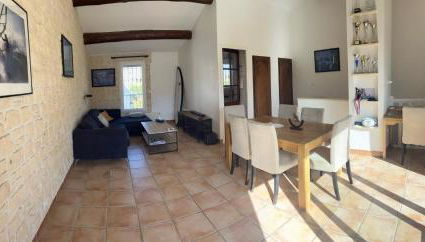 Maison provençale avec parking et vélos à disposition - Photo 4