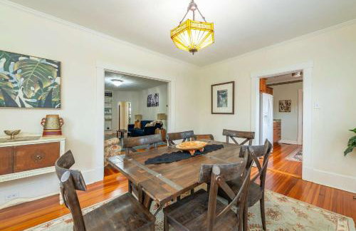 Bohemian Family Friendly 2BR Home-Near Biltmore - Foto 10