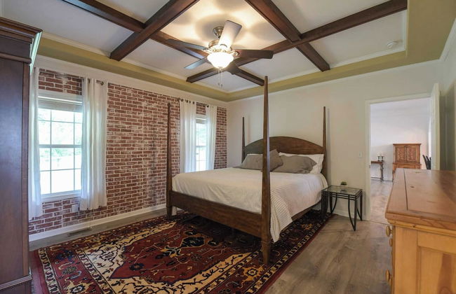 Riverside Ranch by Avantstay Mins to Downtown - Foto 3