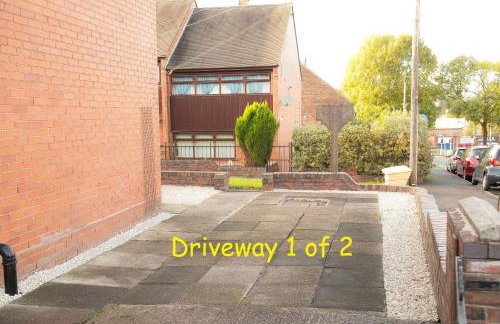 Lucky Home - Ideal for Trade, Consultants & Family - Near Alton Towers, 3 Bedrooms - 4 Beds - Max 5 Guests - Foto 27