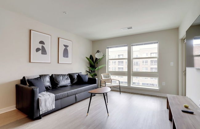 Comfort Apartments Near Capitol City - Photo 57