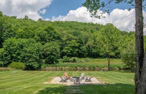 Cozy Cabin Right on the New River in Todd - Easy River Access - Fire Pit - Photo 22