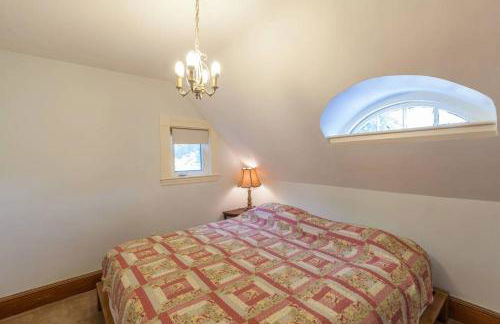 Charming Harvard Victorian - Foto 30