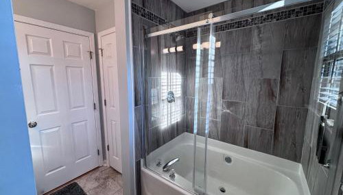 Amazing 4 BDRM home w garage in Charlotte - Foto 3