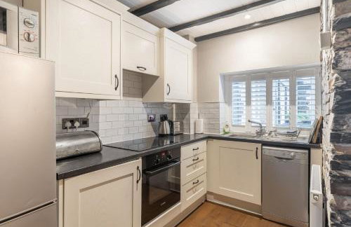 Coach House One - Photo 12