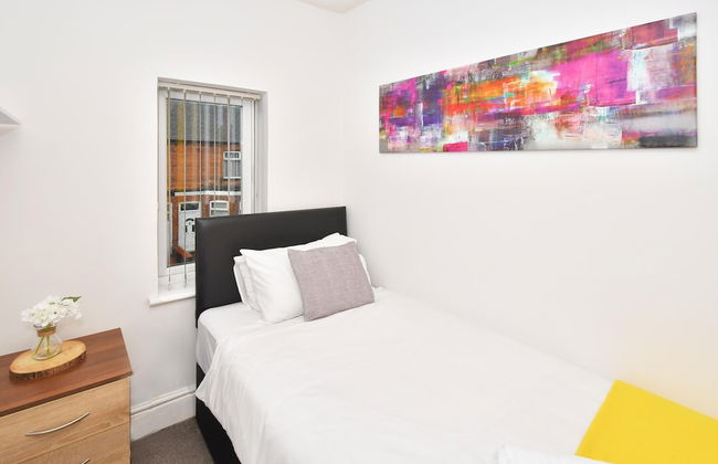 Townhouse @ Lord Street Crewe - Photo 19