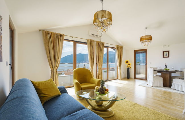 Tivat Montenegro - Foto 25