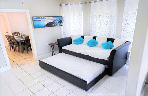 Furnished Home for Traveling Nurses, Corporate Stay Mid-Term Galveston-only 10Min to UTMB-7 Min to Cruise Port-1 Block to Beach Pleasure Pier- Large 3Bed-2Bath-7 Beds-CasaAzul 2605B - Foto 31
