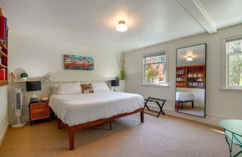 Golden Gate and Sunset Views! Classic Berkeley Home - Photo 21