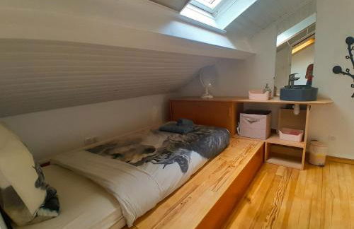 Duplex de Charme avec Bureau - Face Gare RER A - Foto 4