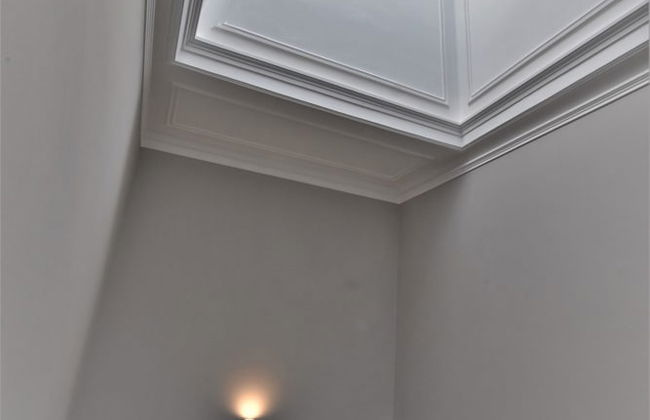 SOPHIA STUDIOS - Photo 28