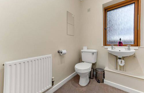 Large Group & Contractor Booking! Duplex w/Parking - Photo 16