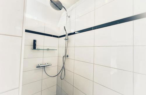 Gesamte Oberwohnung 3 Betten 2 Schlafzimmer - Foto 7