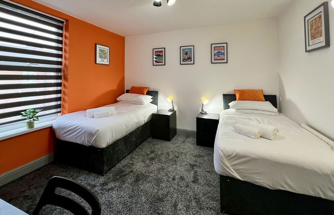 St Michael House - Photo 8