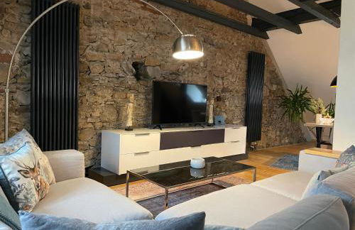 VOH Exklusives Wohnhaus MITTEN in Vohenstrauß, bis 8 Personen!!! - Foto 1